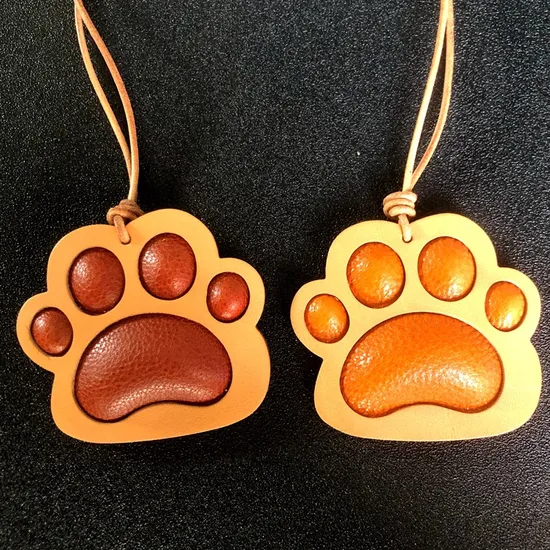 Ea391 Wholesale Genuine Bag Designer Pendant Charm for Car Purse Accessory Custom Mini Leather Hanging Key Luxury Bag Charms 